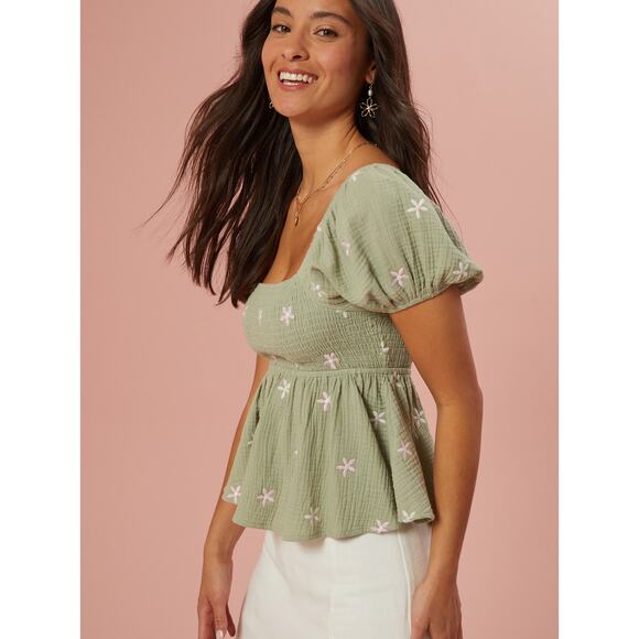 New Alter’d State Peplum Smocked Baby Doll Embroidered Flower Top - Picture 1 of 5